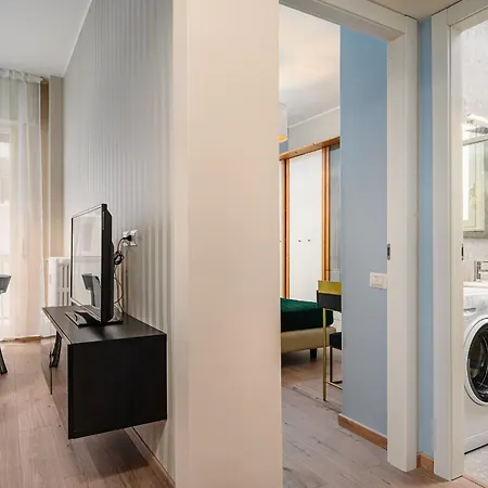 Classbnb - Designer In The Niguarda Area * מילאנו